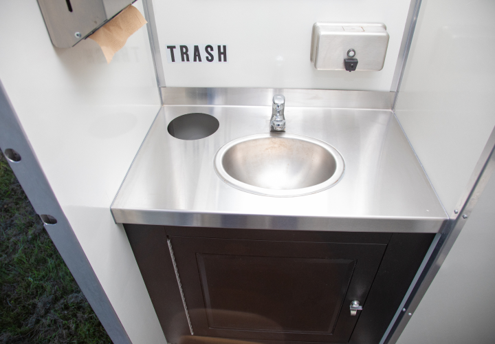 Rental Save's Luxury Washroom Amenities